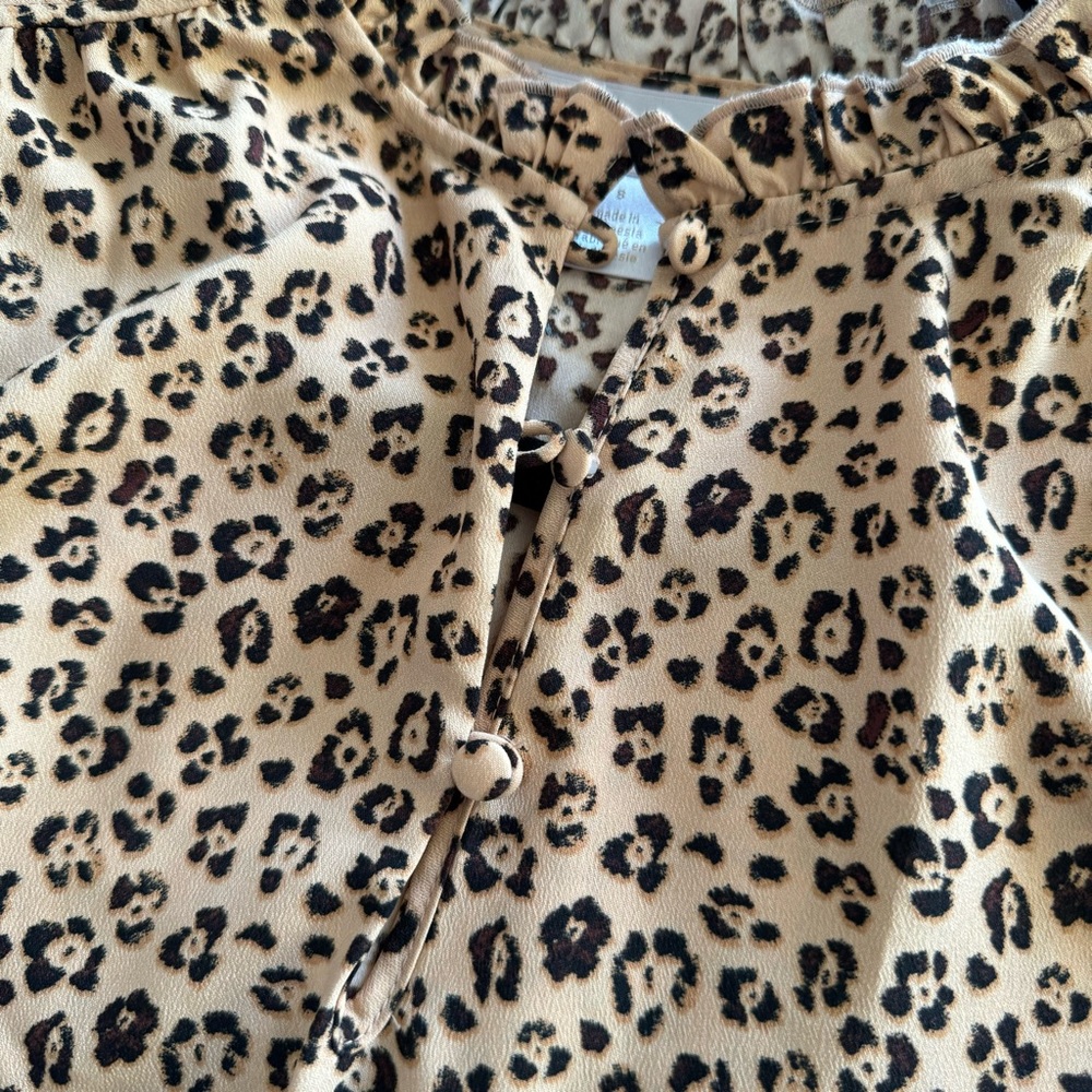 Rachel Parcell cheetah print Ruffle Blouse - Picture 7 of 8